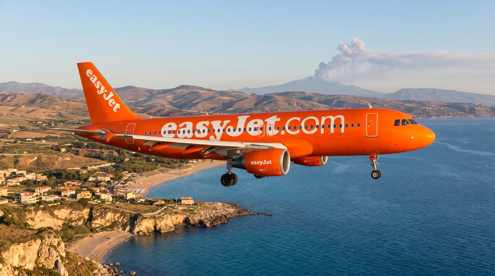 Etna Ash Closes Catania Airport Again Until 22:00 Local On September 15
