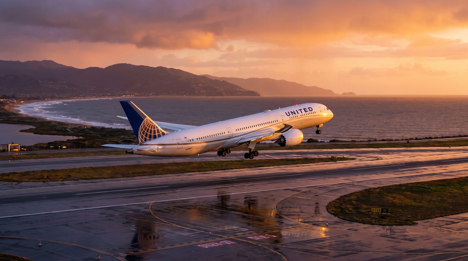 United Eyes Polaris Lounge Growth At LAX And O’Hare As Denser 787-9s Arrive