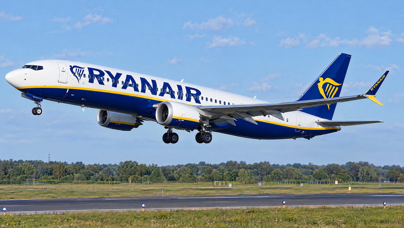 Ryanair Carries 20.1 Million in September as Wizz Air Traffic Jumps 24%