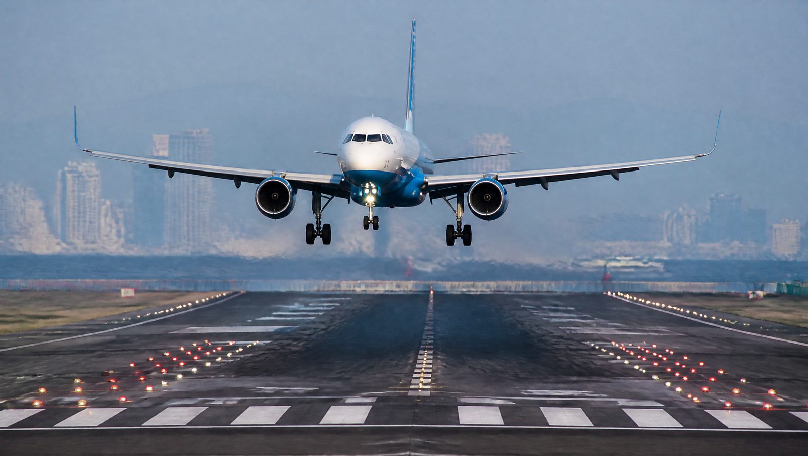 JetBlue Loses Two Icahn Board Members In 2026