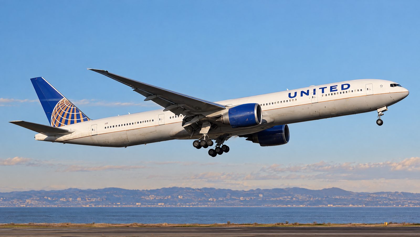 United Puts 777-300ER on Rare Winter San Francisco–Barcelona Flights for MWC 2027