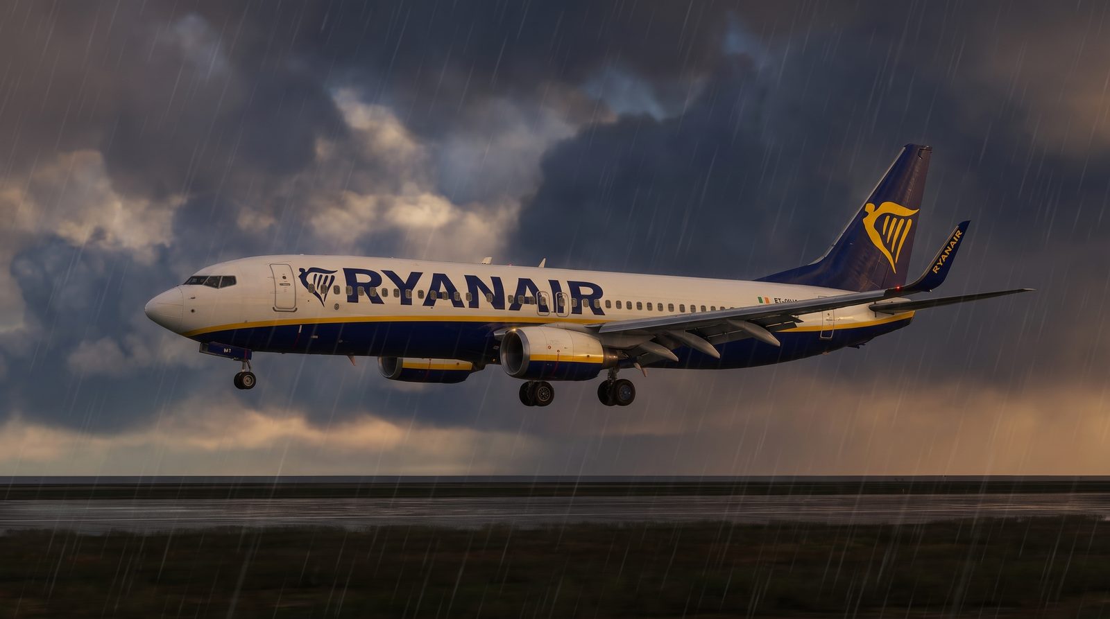 Malta Air 737 Lands at Manchester With 363 kg Fuel After Storm Amy Diversion